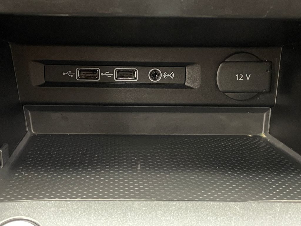 Thumbnail: 2018 Volkswagen Tiguan - 27