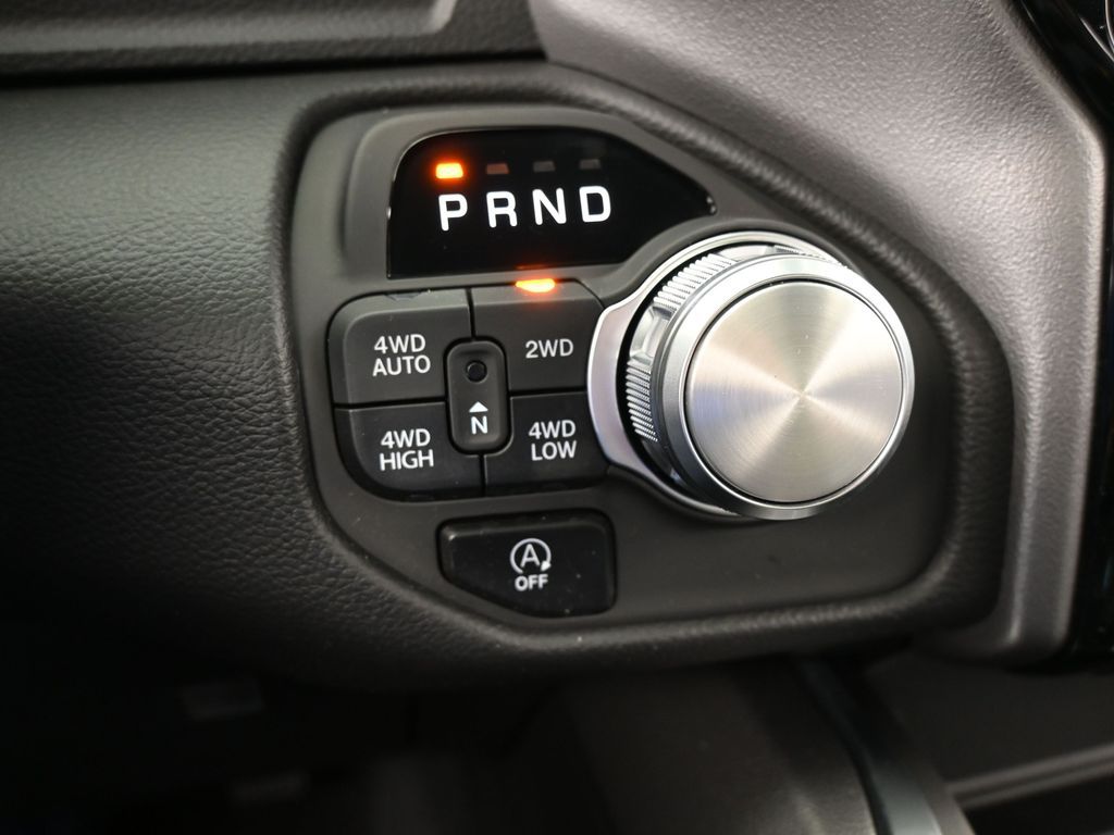 New 2026 Granite Crystal Metallic Clearcoat Ram Laramie image 23