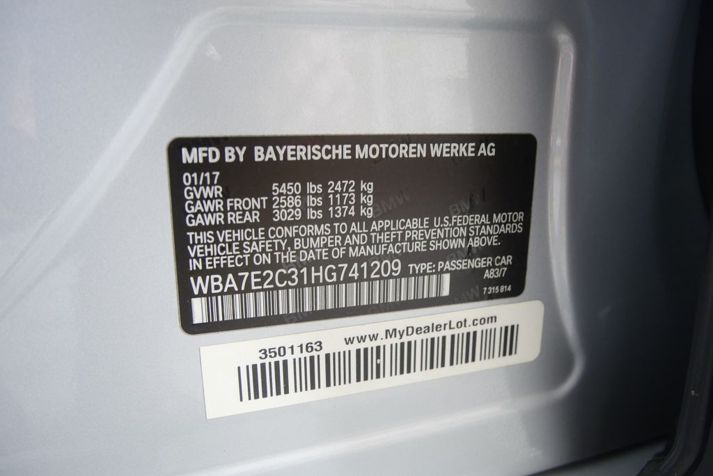 Thumbnail: 2017 BMW 7 Series - 27