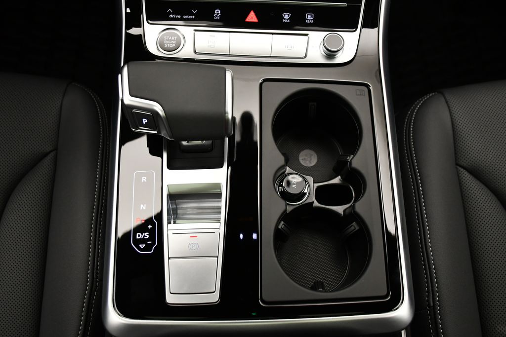 Thumbnail: 2026 Audi Q7 - 30
