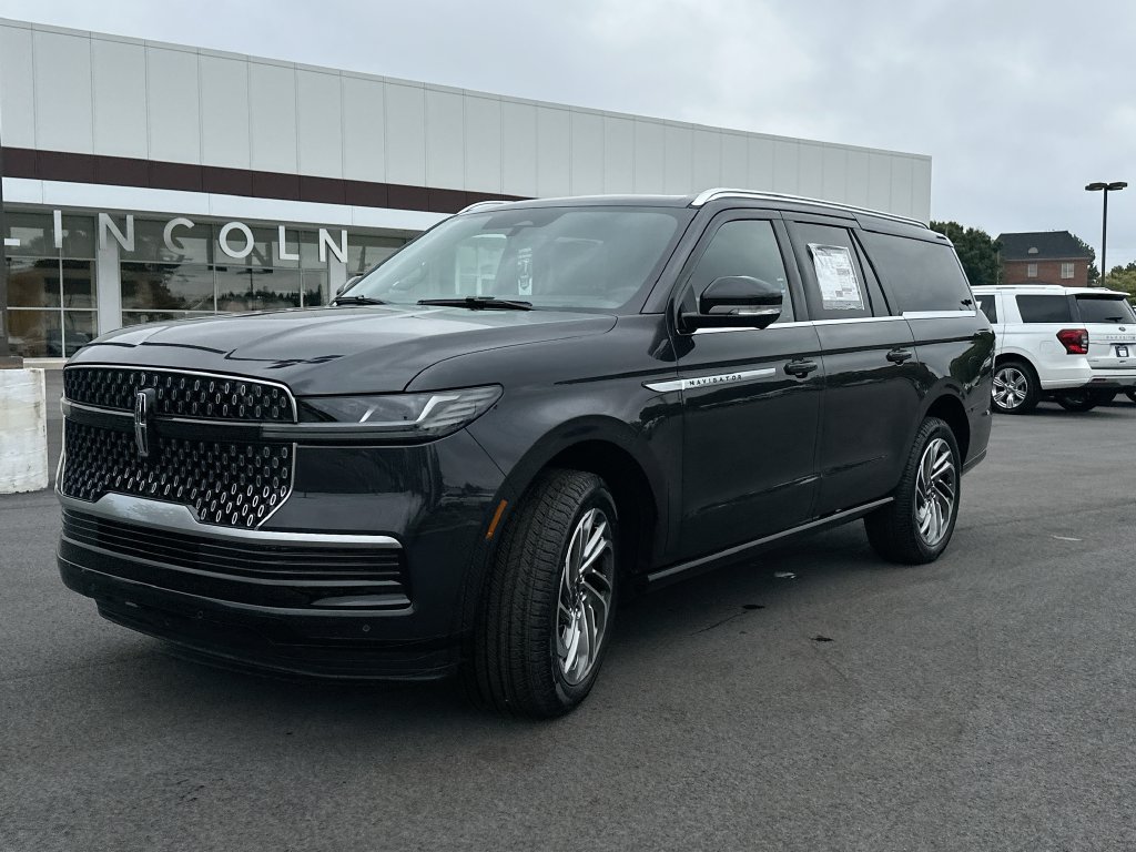 2027 Lincoln Navigator L