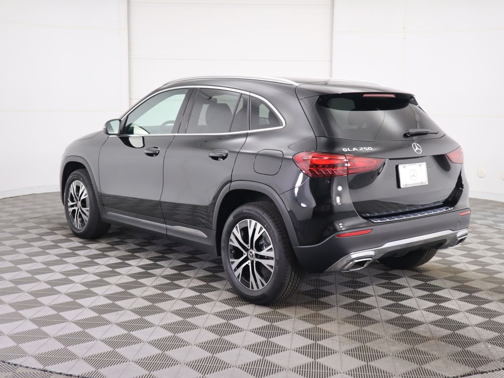 2025 Mercedes-Benz GLA 250 7