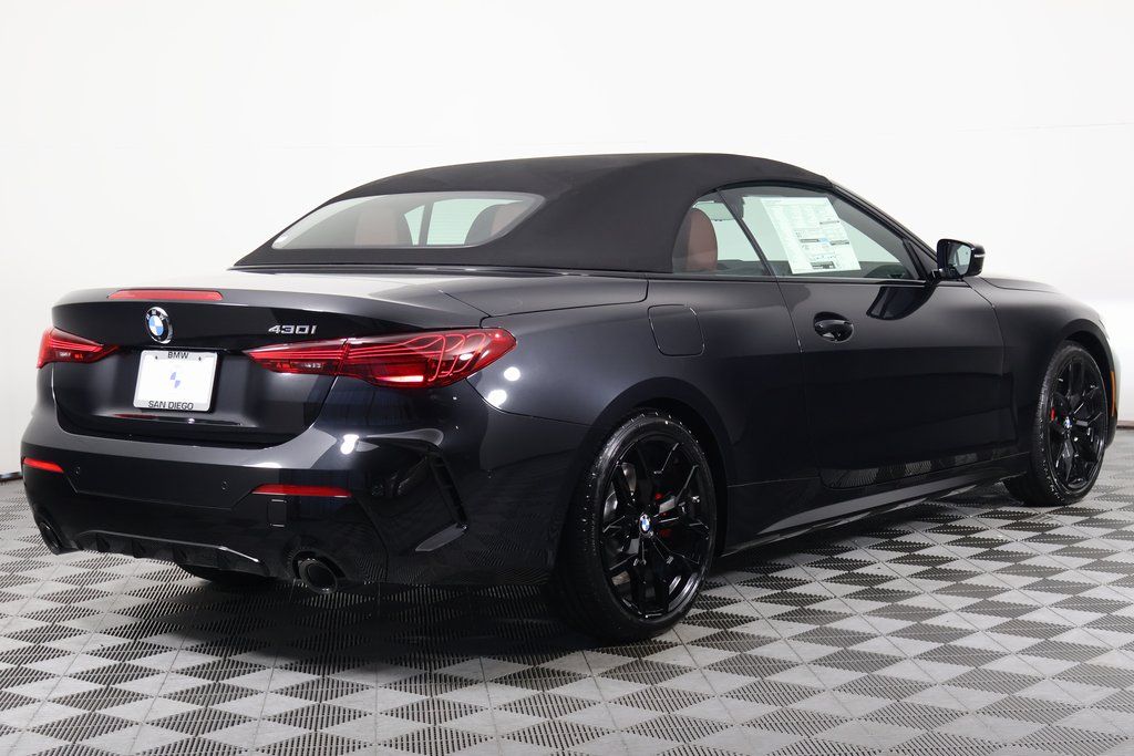 Thumbnail: 2027 BMW 4 Series - 2