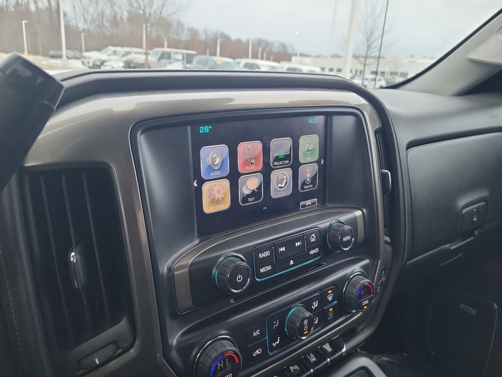 2019 Chevrolet Silverado 2500HD High Country 17