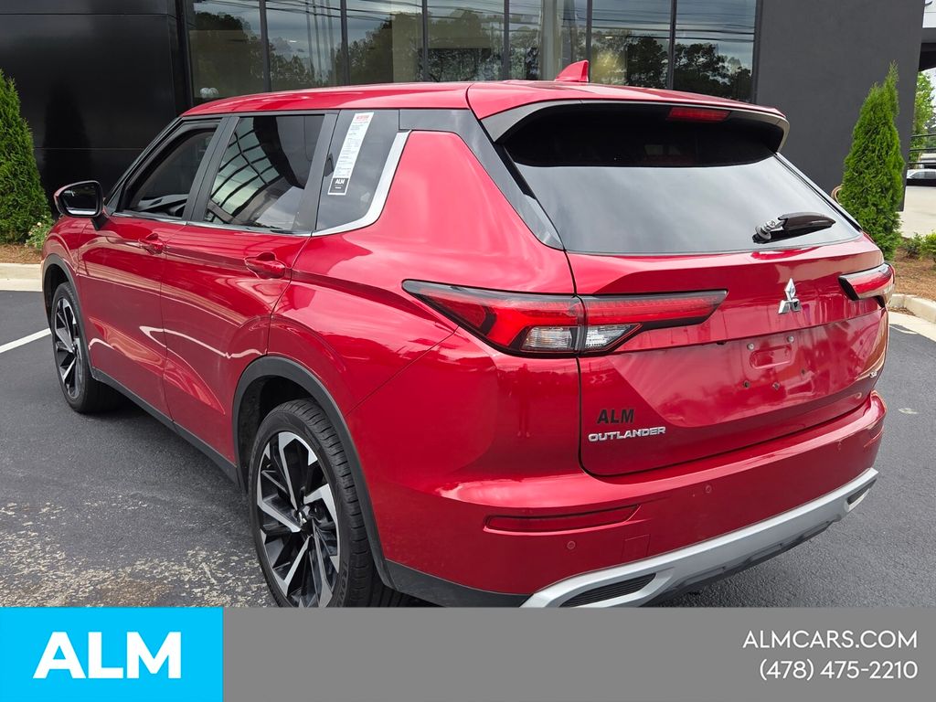 Used 2024 Red Mitsubishi SE image 12