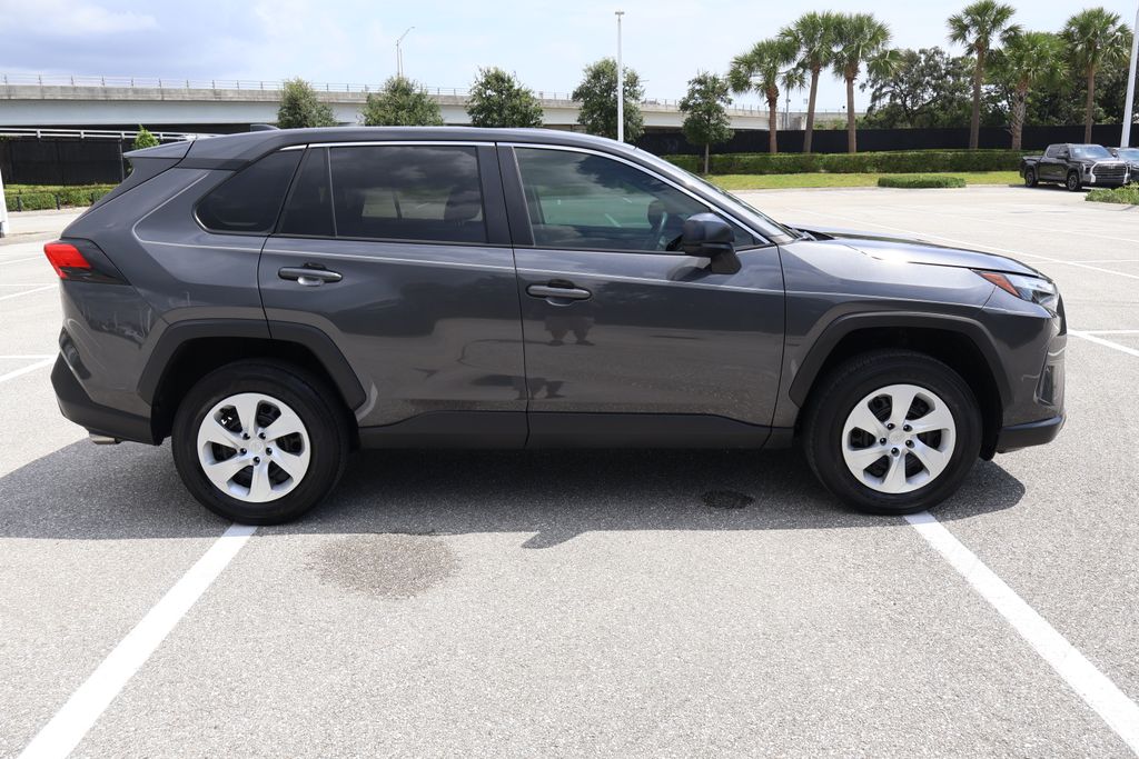 Thumbnail: 2025 Toyota RAV4 - 7