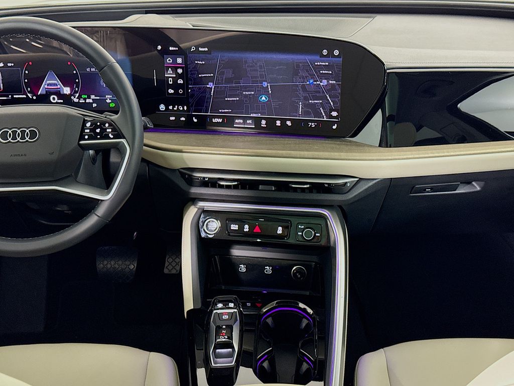 Thumbnail: 2025 Audi Q5 - 14