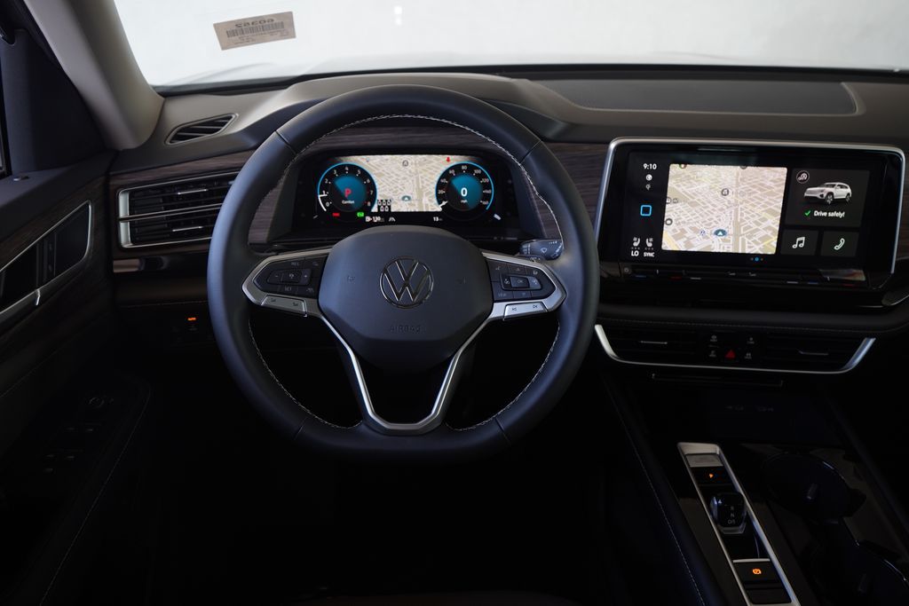 Thumbnail: 2026 Volkswagen Atlas - 10
