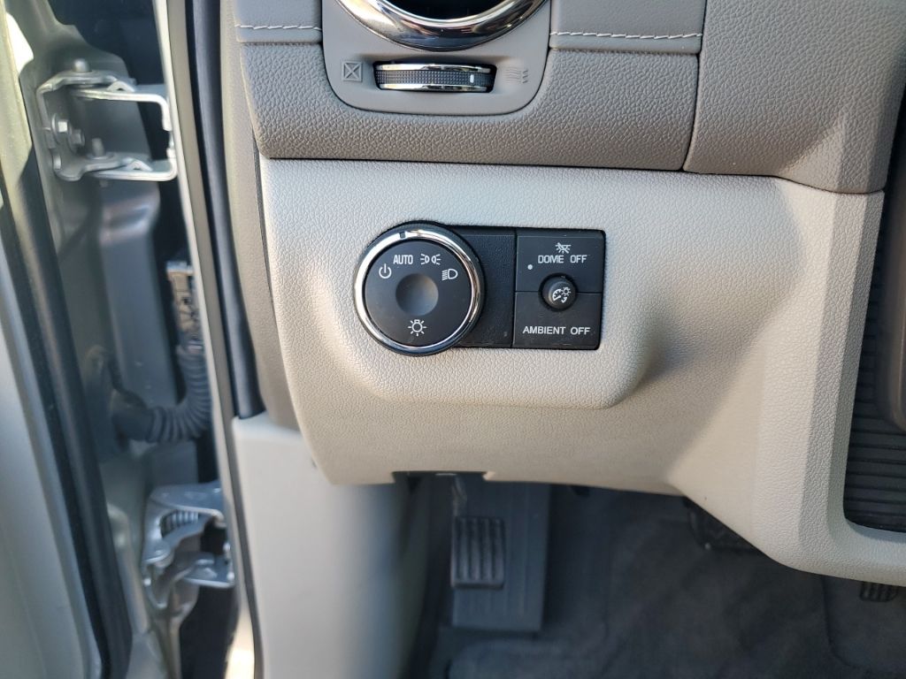 Used Car 2017 Buick Enclave  Leather Group For Sale Under $25,000 In Austin, Texas