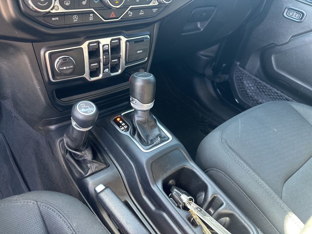 Used Car 2022 Jeep Gladiator  For Sale Under $30,000 In Austin, Texas