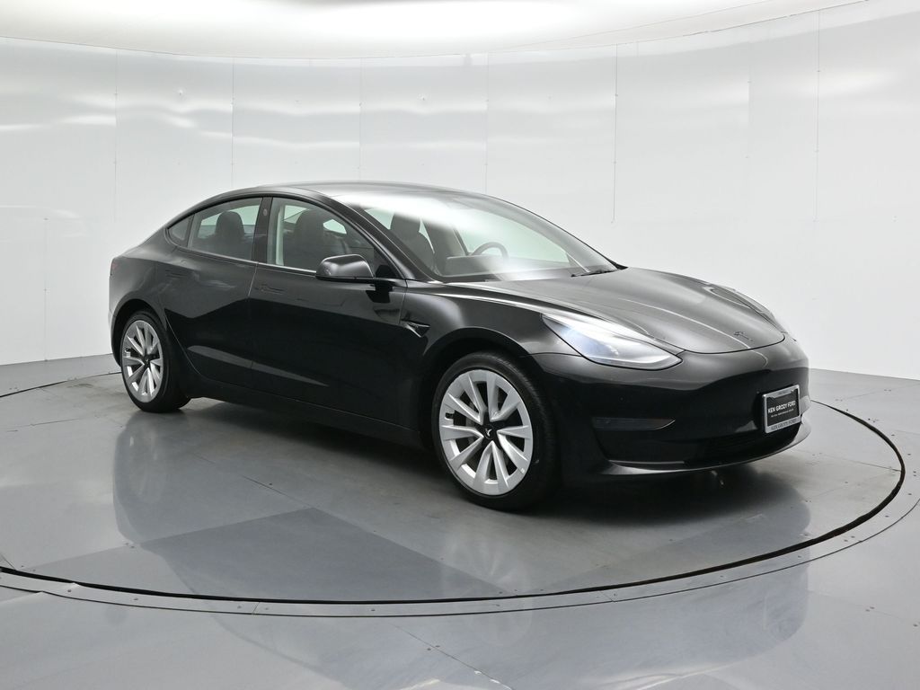 2022 Tesla Model 3 Base
