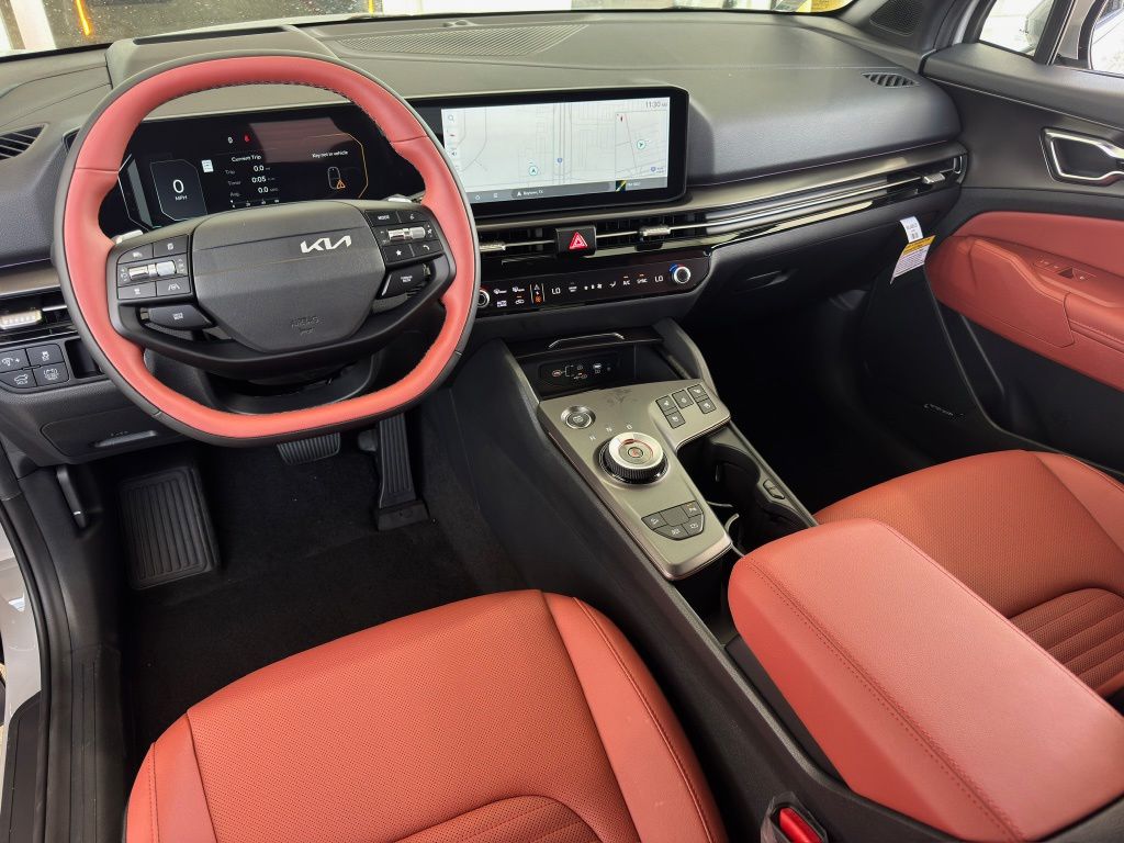 2027 Kia Sportage Hybrid SX-Prestige Gray at Community Kia
