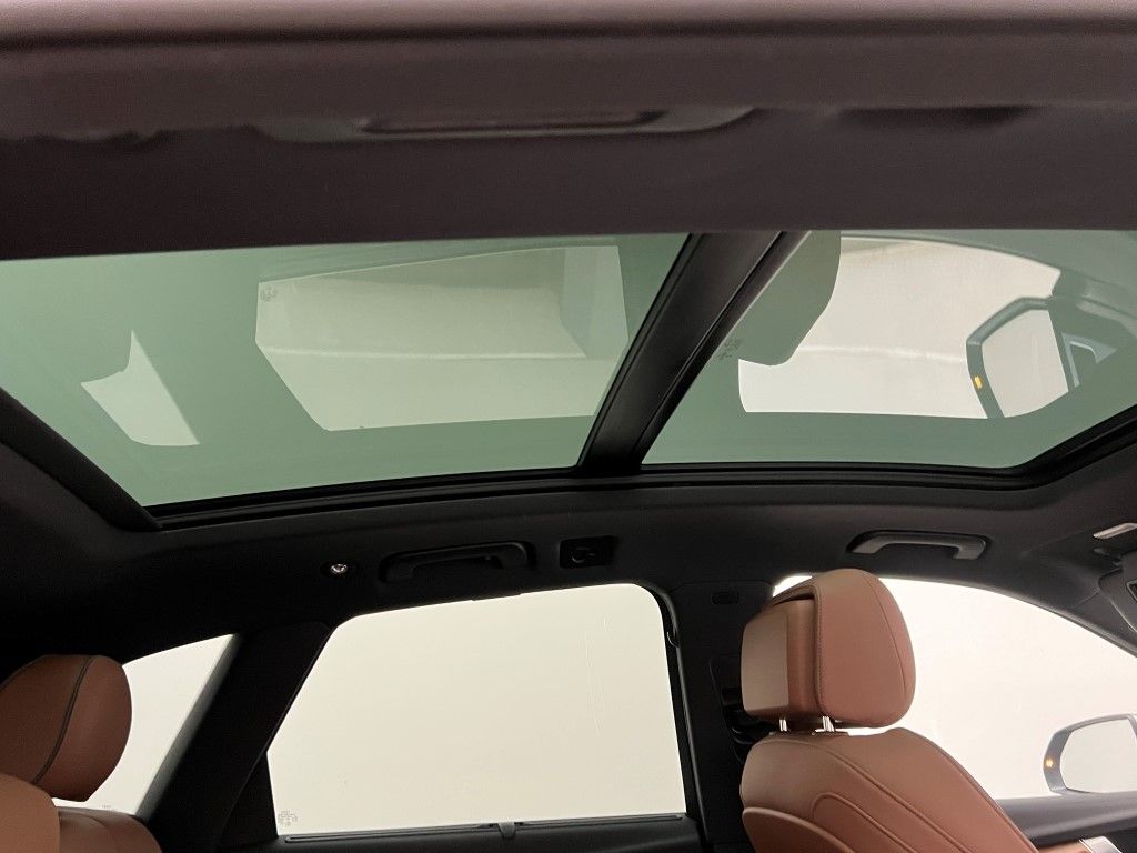 Thumbnail: 2023 Audi Q5 - 16