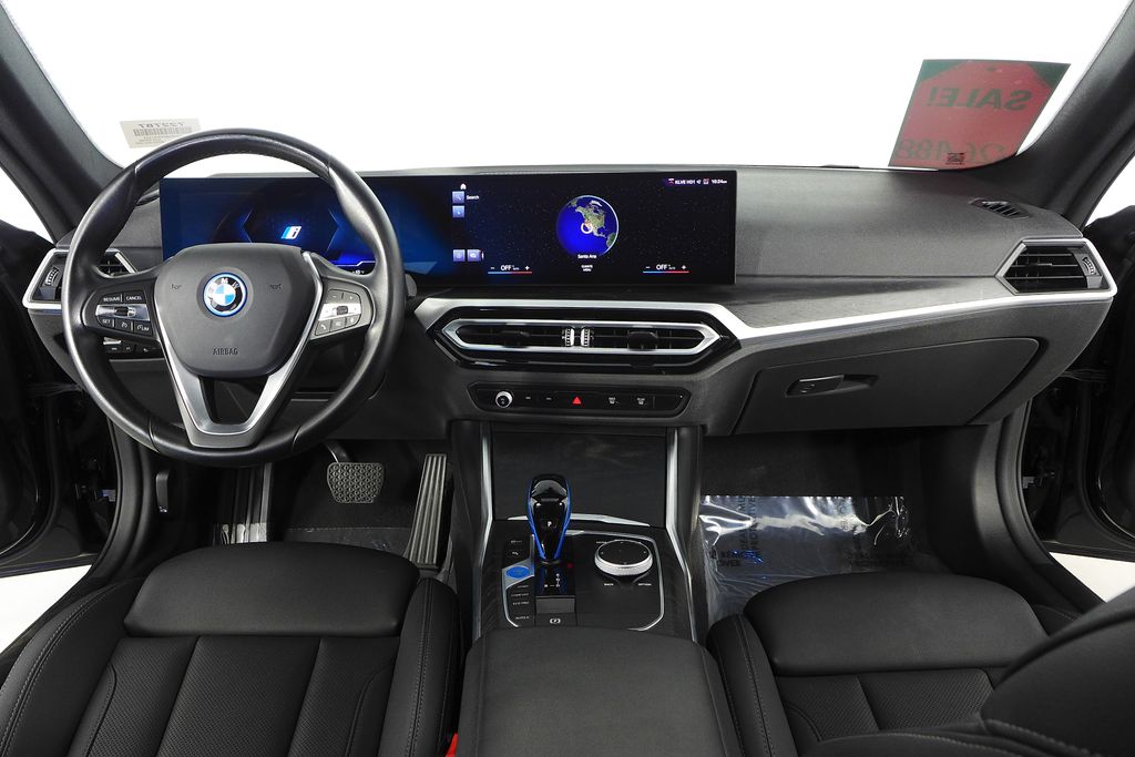 Thumbnail: 2023 BMW i4 - 25