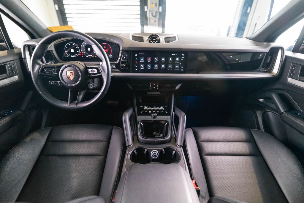 Used 2025 Porsche Cayenne SUV
