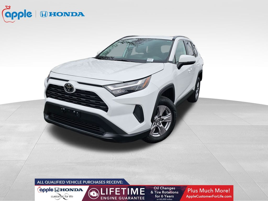 2023 Toyota RAV4 XLE