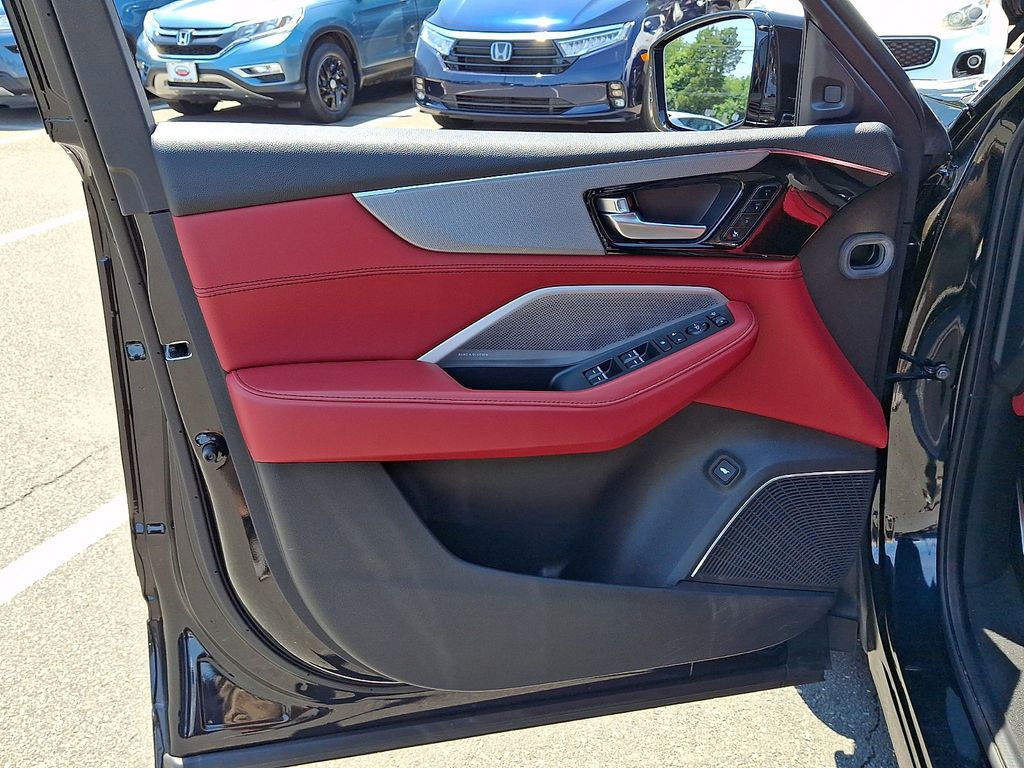Thumbnail: 2025 Acura MDX - 13
