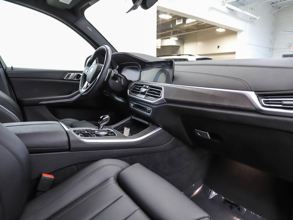 Thumbnail: 2022 BMW X5 - 29