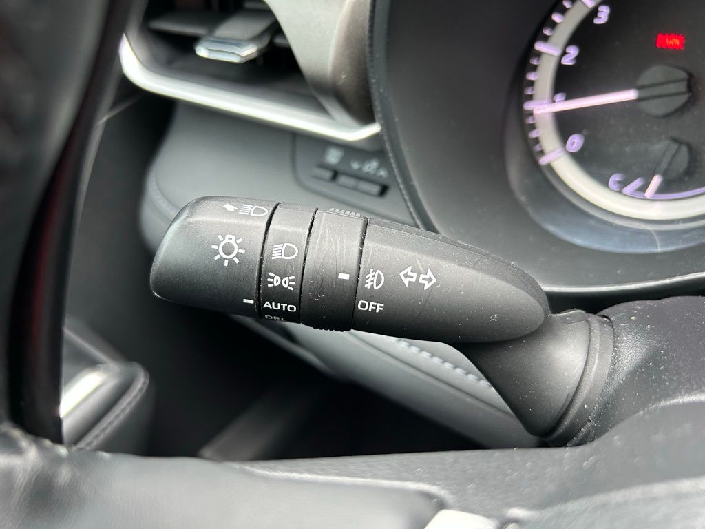 2023 Toyota Highlander LE 22