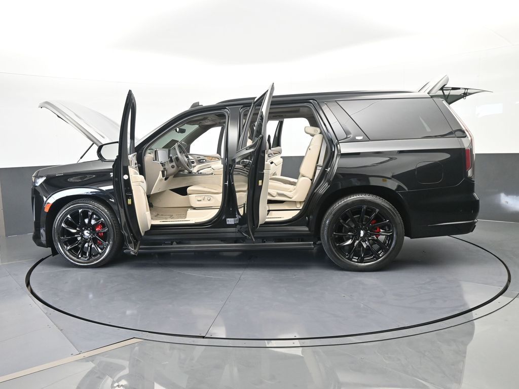 Used 2021 Black Raven Cadillac Sport Platinum image 98