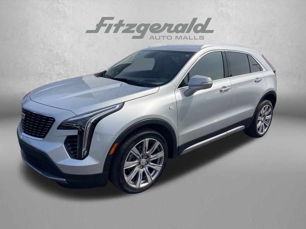 2022 Cadillac XT4 Premium Luxury AWD
