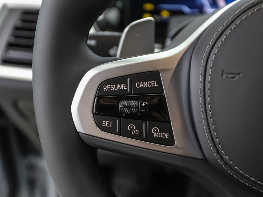 Thumbnail: 2026 BMW X5 - 12