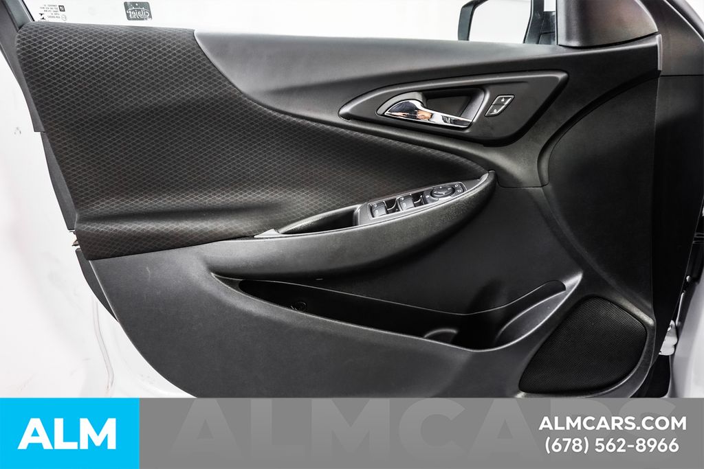 Used 2024 White Chevrolet LT image 47