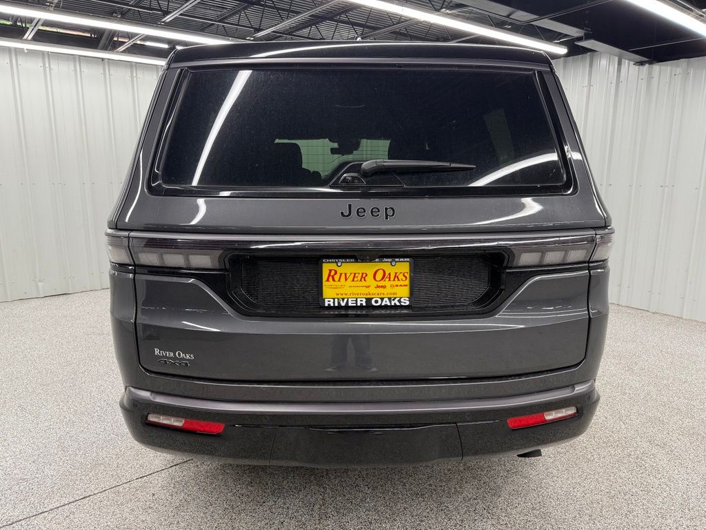 2026 Jeep Grand Wagoneer Summit Obsidian - 4