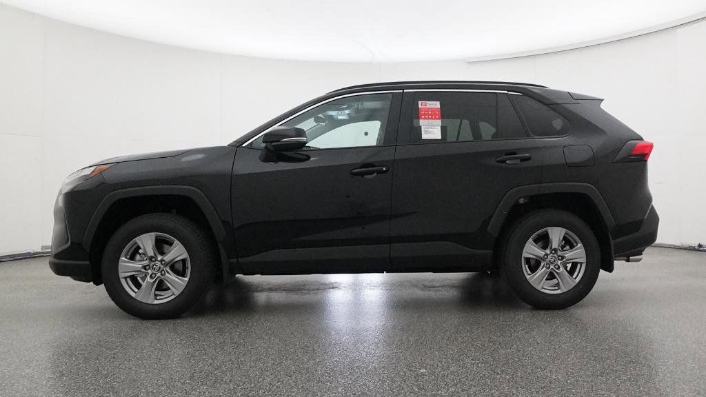 Thumbnail: 2025 Toyota RAV4 - 18