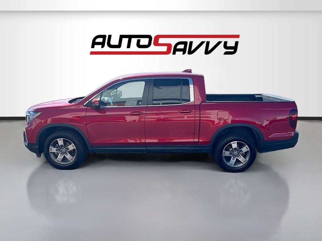 View vehicle photo 4