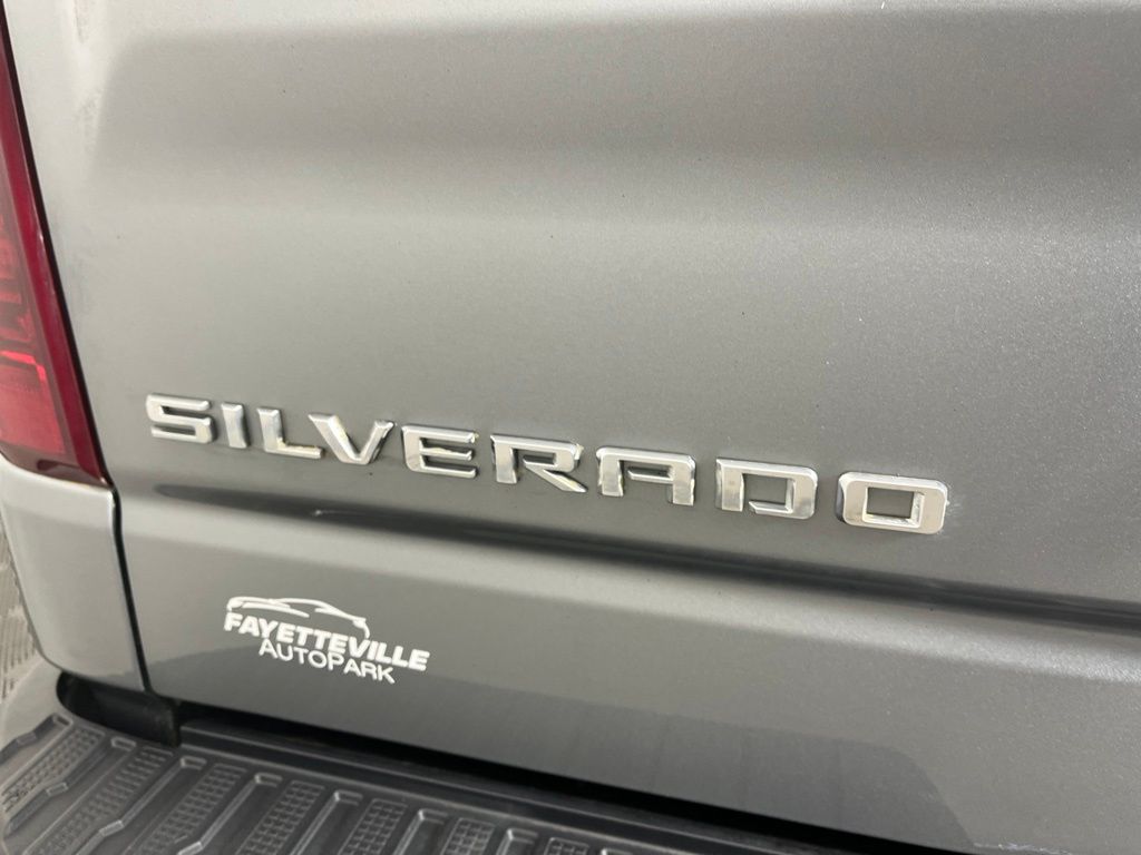 Thumbnail: 2023 Chevrolet Silverado 1500 - 7