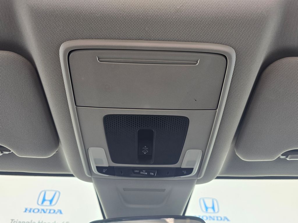 Thumbnail: 2023 Honda CR-V - 8