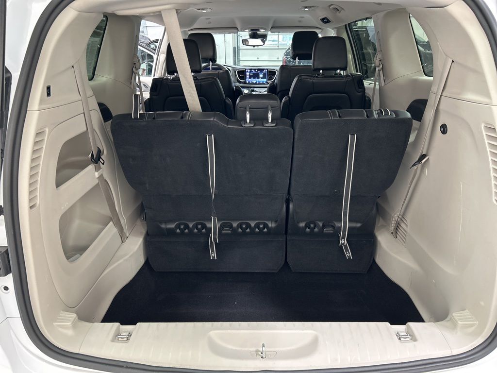 used 2024 Chrysler Pacifica car, priced at $29,979