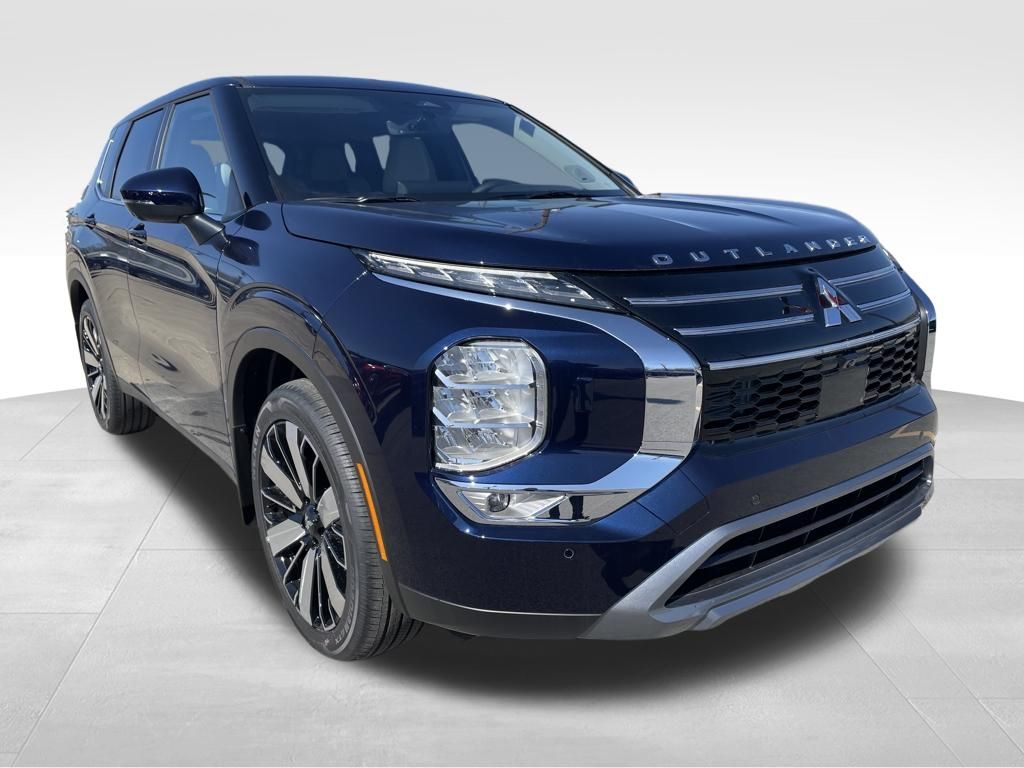 Cosmic Blue 2026 Mitsubishi Outlander SUV / Crossover Front-Wheel Drive Continuously Variable Transmission