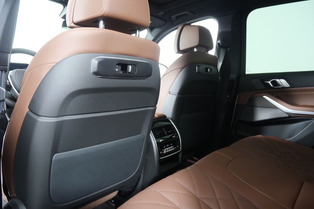 2026 BMW X5 xDrive40i 16