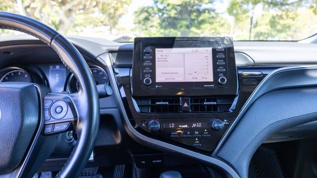 Used 2022 Toyota Camry SE 4D Sedan