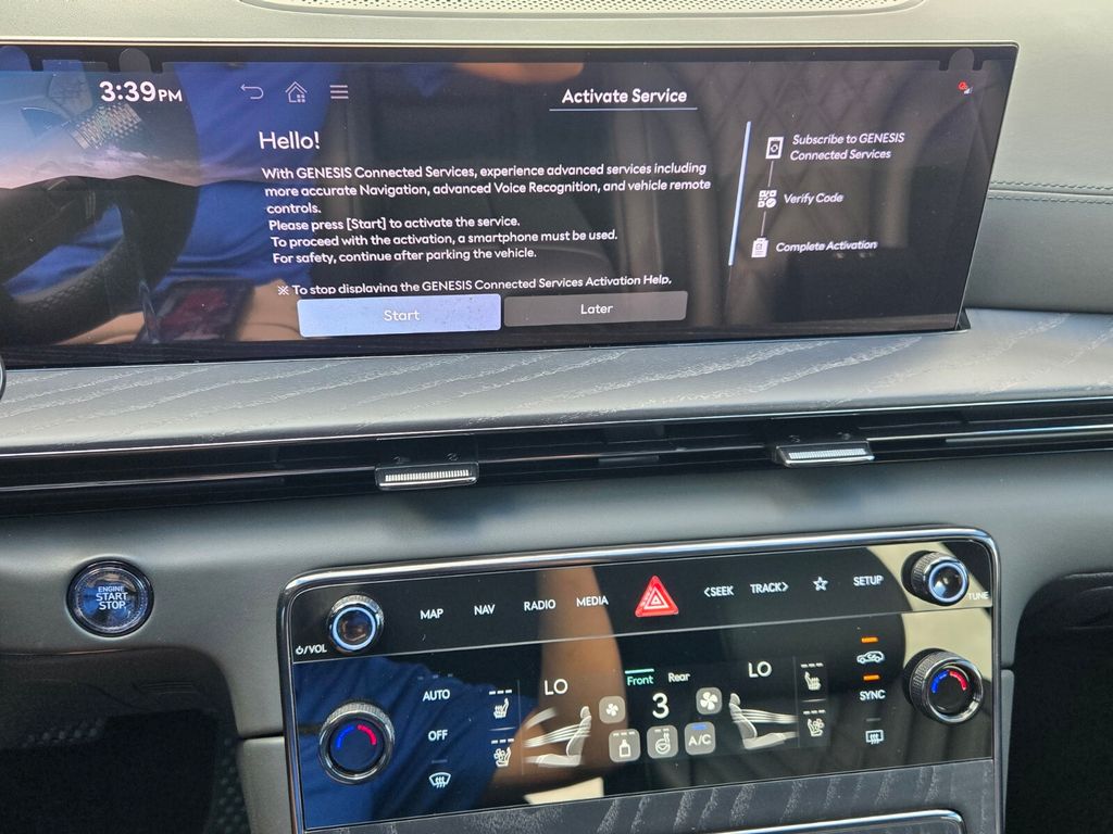 2027 Genesis GV80