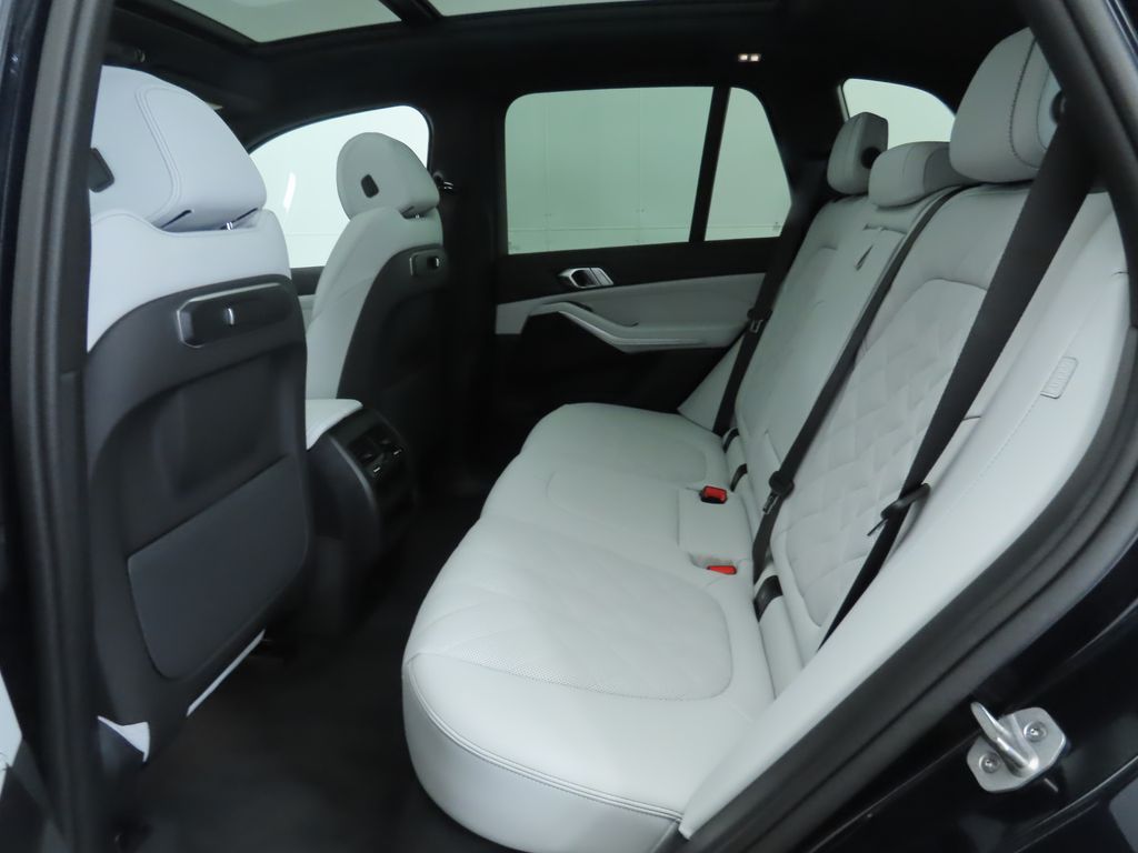 2026 BMW X5 sDrive40i 23