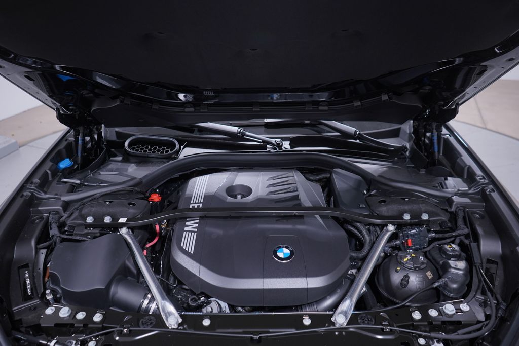 2025 BMW 7 Series 740i 14