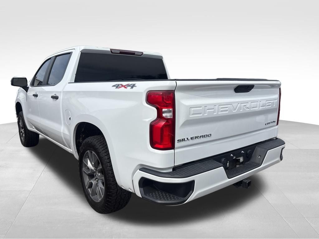 Certified Used 2021 White Chevrolet Custom image 14