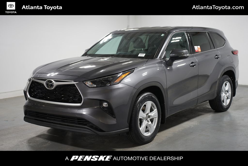 2022 Toyota Highlander LE -
                Duluth, GA