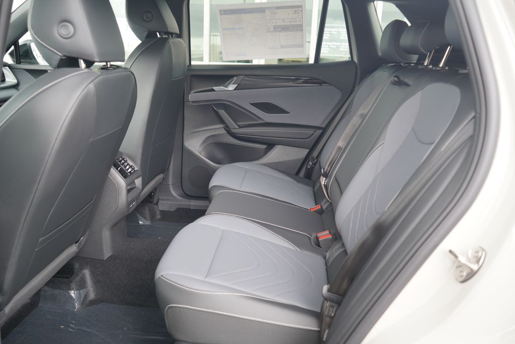 Thumbnail: 2026 Volkswagen Tiguan - 7