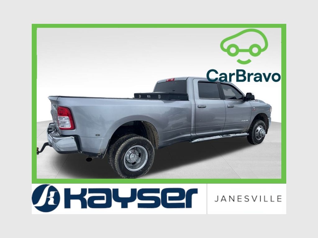 2022 RAM 3500 Big Horn Crew Cab LB DRW 4WD