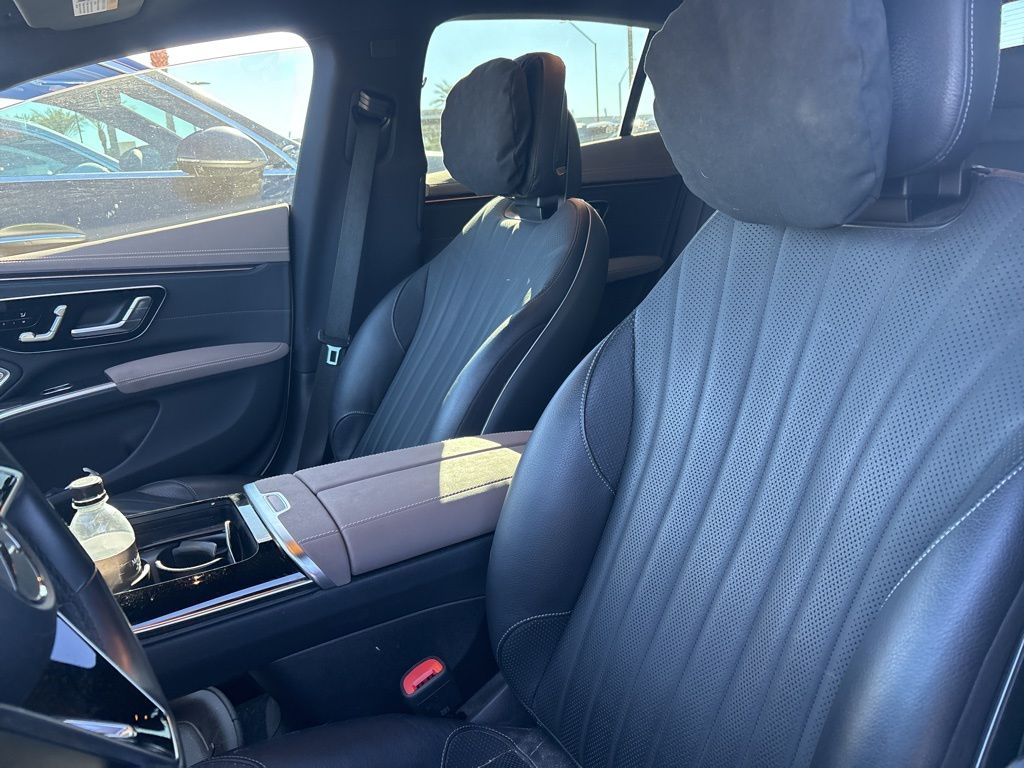 Thumbnail: 2022 Mercedes-Benz EQS - 10