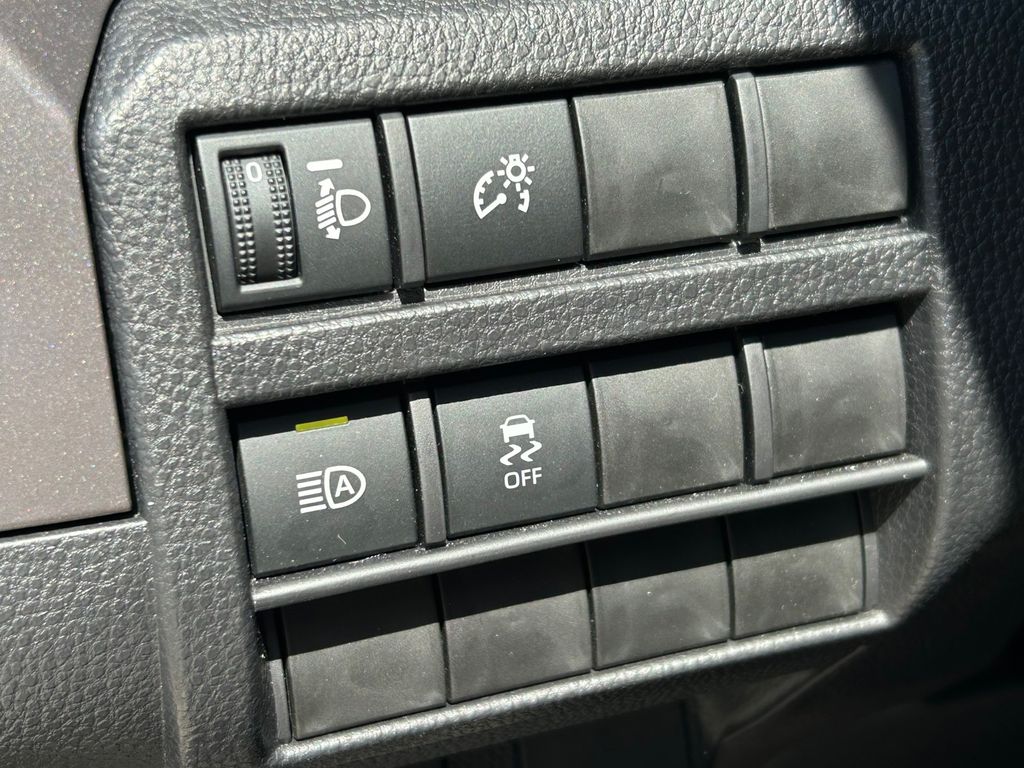Used 2025 Toyota Tacoma Truck
