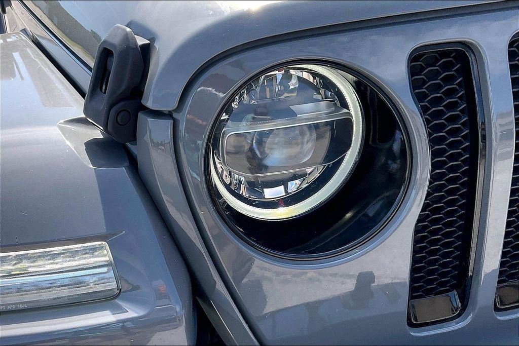 Used 2022 Jeep Wrangler SUV