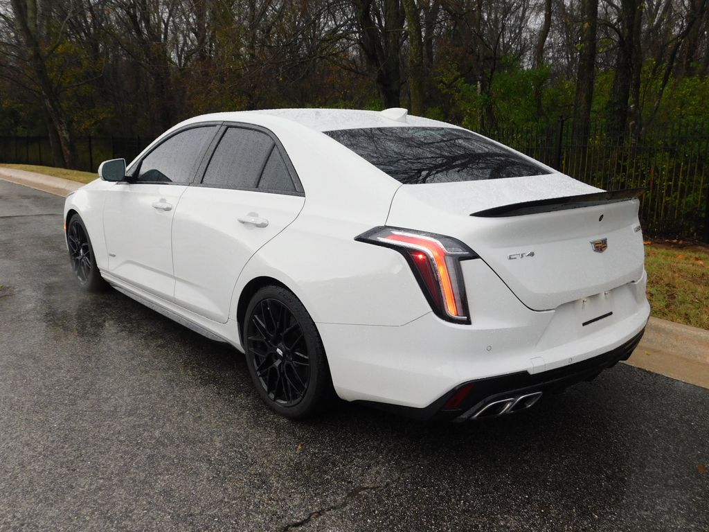 Thumbnail: 2022 Cadillac CT4 - 10