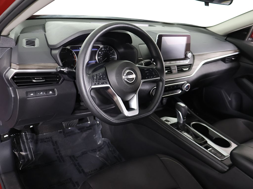 Used 2023 Red Nissan 2.5 SV image 23
