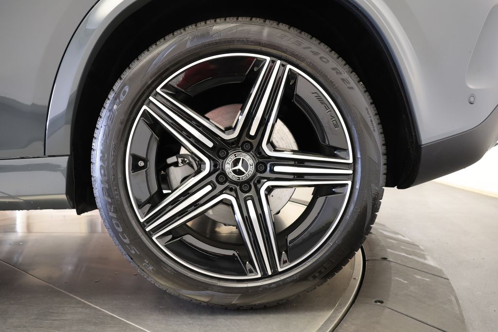 Thumbnail: 2026 Mercedes-Benz GLE - 12