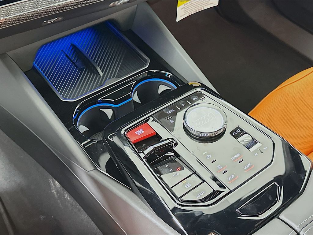 Thumbnail: 2026 BMW M5 - 15